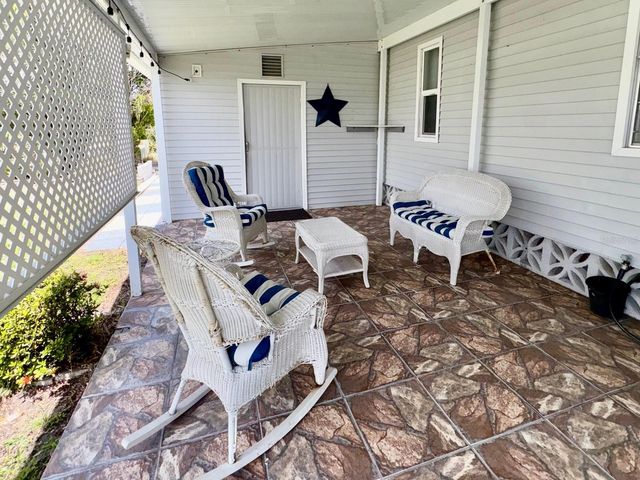 413 CERVINA DRIVE N, Venice, FL 34285