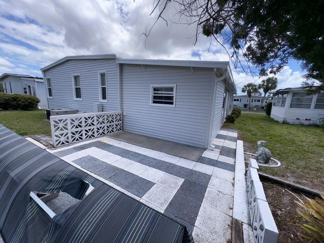 413 CERVINA DRIVE N, Venice, FL 34285