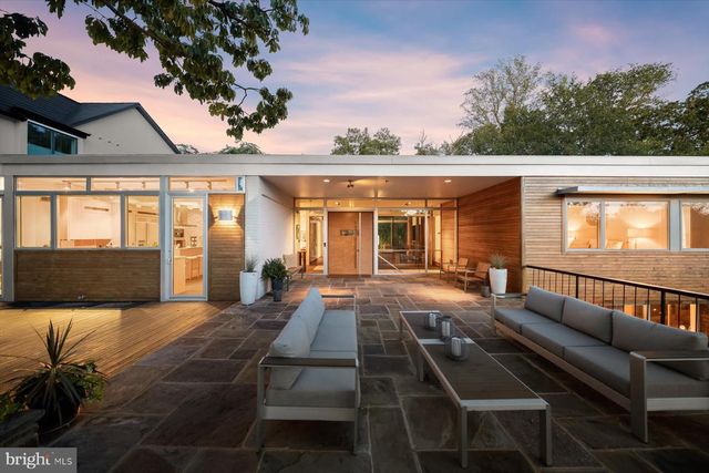 2533 N RIDGEVIEW RD, Arlington, VA 22207