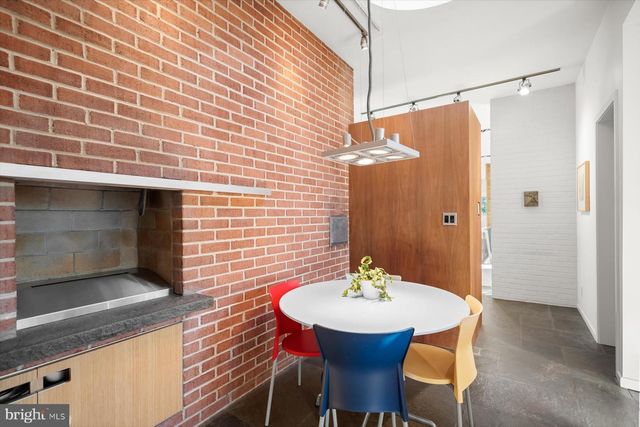 2533 N RIDGEVIEW RD, Arlington, VA 22207