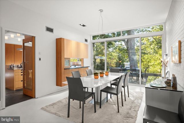 2533 N RIDGEVIEW RD, Arlington, VA 22207