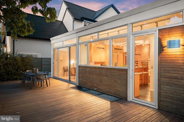 2533 N RIDGEVIEW RD, Arlington, VA 22207