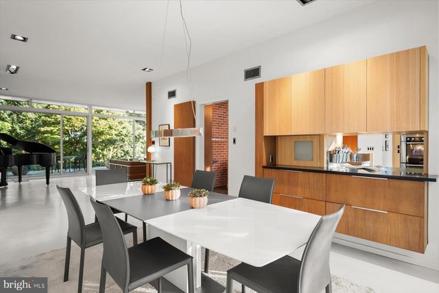 2533 N RIDGEVIEW RD, Arlington, VA 22207