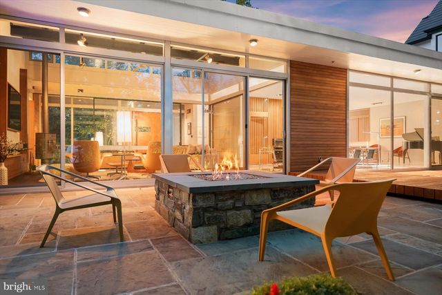 2533 N RIDGEVIEW RD, Arlington, VA 22207