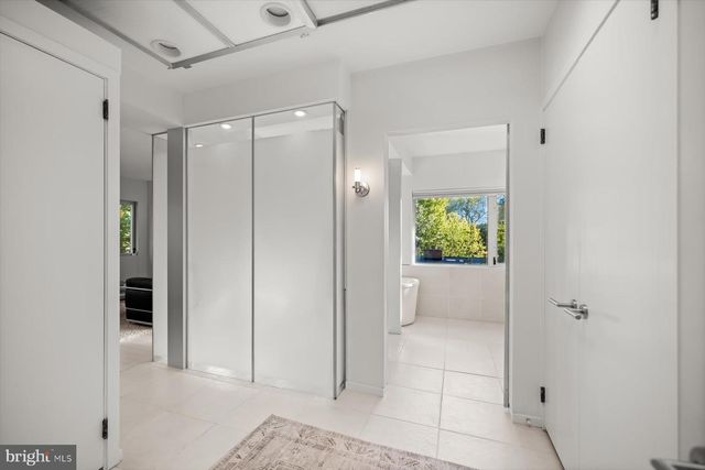 2533 N RIDGEVIEW RD, Arlington, VA 22207