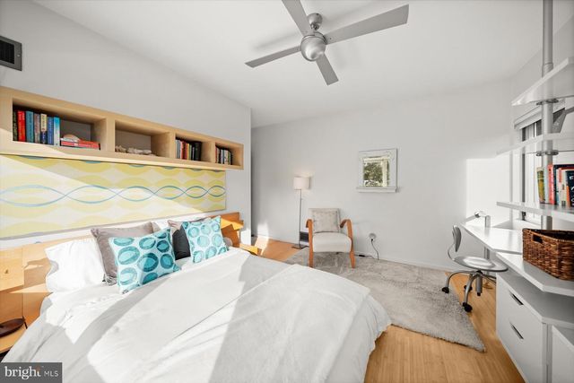 2533 N RIDGEVIEW RD, Arlington, VA 22207