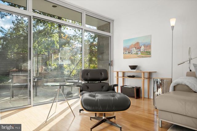 2533 N RIDGEVIEW RD, Arlington, VA 22207