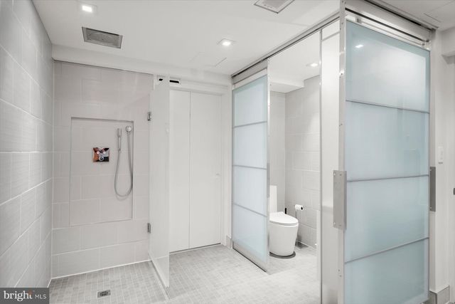 2533 N RIDGEVIEW RD, Arlington, VA 22207