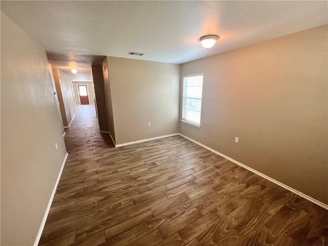 7813 Duber LN, Austin, TX 78747