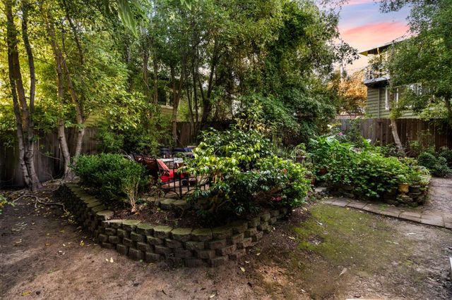 355 Avenue Portola, El Granada, CA 94019