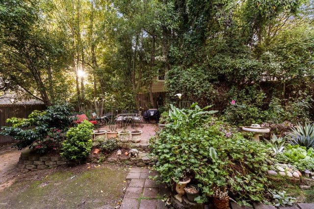 355 Avenue Portola, El Granada, CA 94019