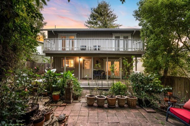 355 Avenue Portola, El Granada, CA 94019