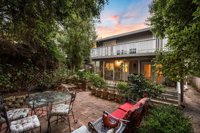 355 Avenue Portola, El Granada, CA 94019