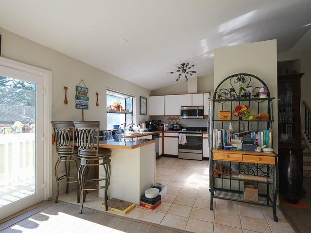 355 Avenue Portola, El Granada, CA 94019