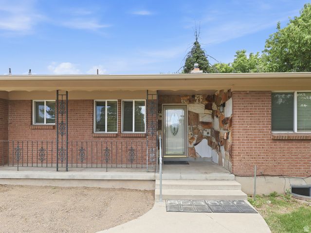 3935 S PHARAOH CIR, Salt Lake City, UT 84123