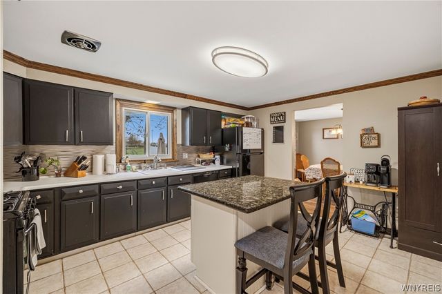 74 Impala Parkway, Lancaster, NY 14086