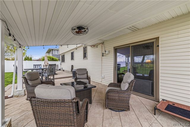 74 Impala Parkway, Lancaster, NY 14086