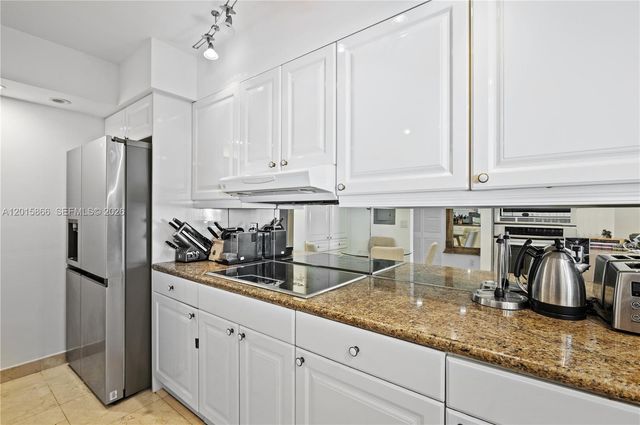 8925 Collins Ave 9J, Surfside, FL 33154
