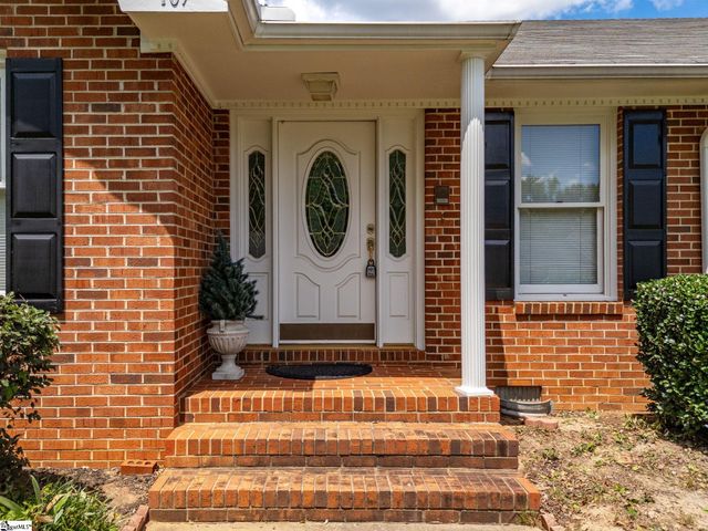 107 Gable Court, Spartanburg, SC 29307