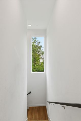 427 W 10th Street 101, Dallas, TX 75208