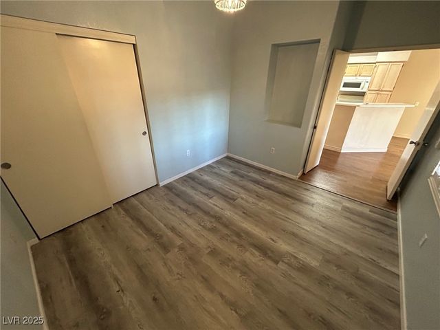 5415 West Harmon Avenue 1022, Las Vegas, NV 89103