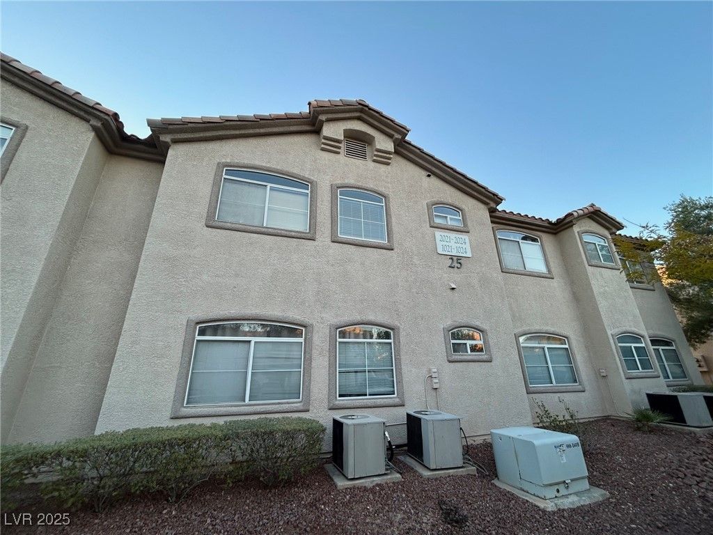 5415 West Harmon Avenue 1022, Las Vegas, NV 89103
