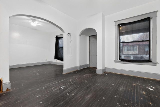 3615 W Center STREET, Milwaukee, WI 53210