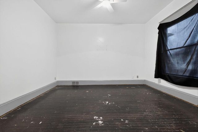 3615 W Center STREET, Milwaukee, WI 53210