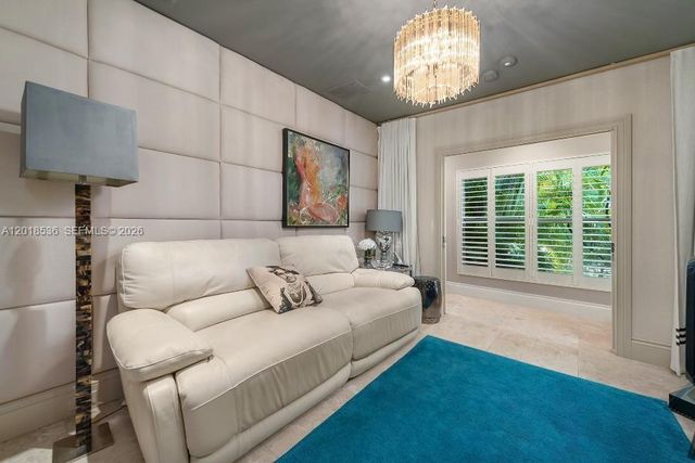 830 E Dilido Dr, Miami Beach, FL 33139