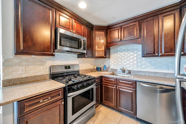 96 Somerton Avenue, Central Islip, NY 11722