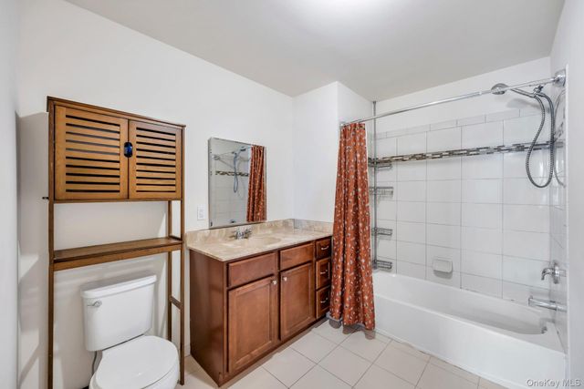 96 Somerton Avenue, Central Islip, NY 11722