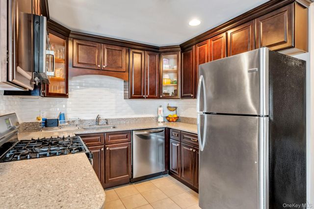 96 Somerton Avenue, Central Islip, NY 11722