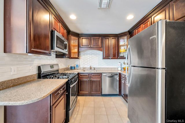 96 Somerton Avenue, Central Islip, NY 11722