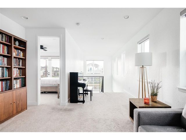 6010 N Perth St, Aurora, CO 80019