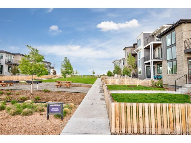 6010 N Perth St, Aurora, CO 80019