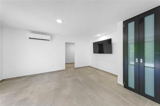 15 SAN ISAAC STREET, San Juan, PR 00927