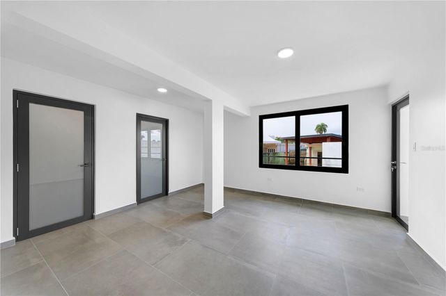 15 SAN ISAAC STREET, San Juan, PR 00927