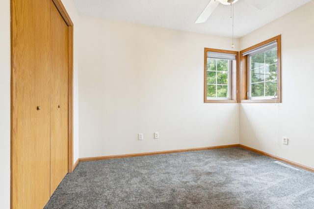 1255 Cuylle Bay, Faribault, MN 55021