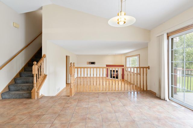 1255 Cuylle Bay, Faribault, MN 55021