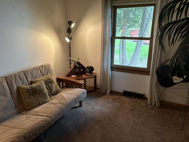 7369 Hillendale DRIVE, Franklin, WI 53132