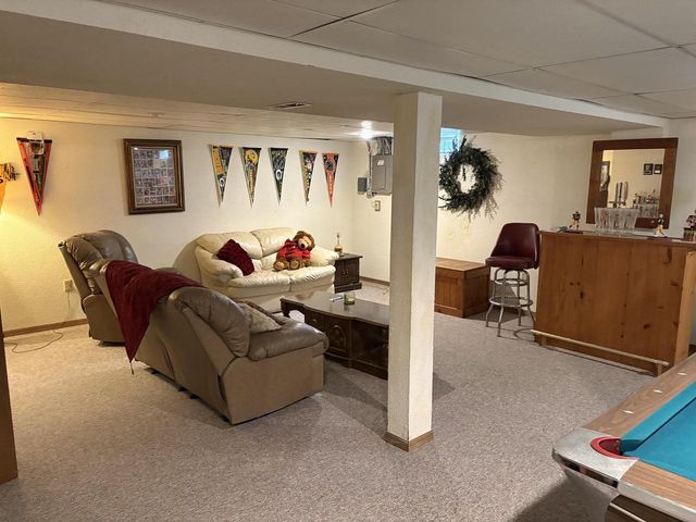 7369 Hillendale DRIVE, Franklin, WI 53132