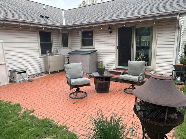 7369 Hillendale DRIVE, Franklin, WI 53132