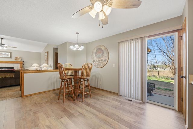 122 E Eagle Watch St, Mulvane, KS 67110