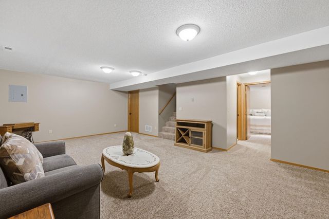 122 E Eagle Watch St, Mulvane, KS 67110