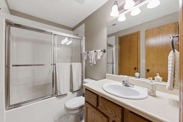 122 E Eagle Watch St, Mulvane, KS 67110