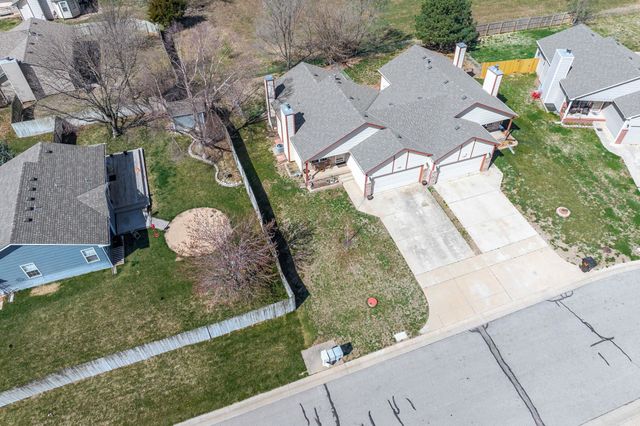 122 E Eagle Watch St, Mulvane, KS 67110