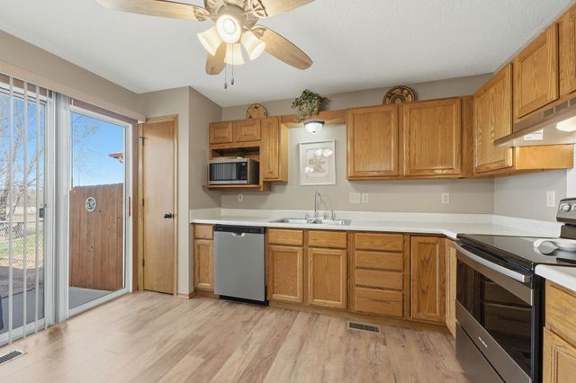 122 E Eagle Watch St, Mulvane, KS 67110