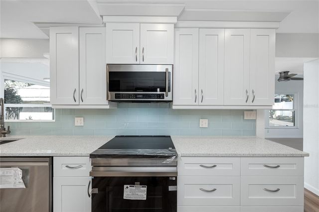 8279 29TH AVENUE N, St Petersburg, FL 33710