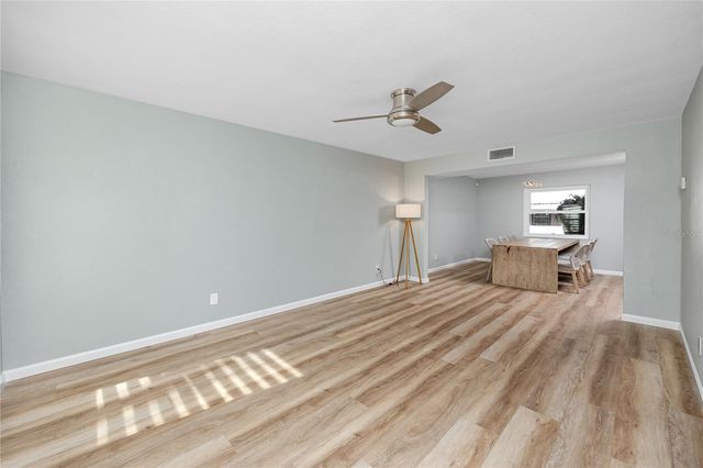 8279 29TH AVENUE N, St Petersburg, FL 33710