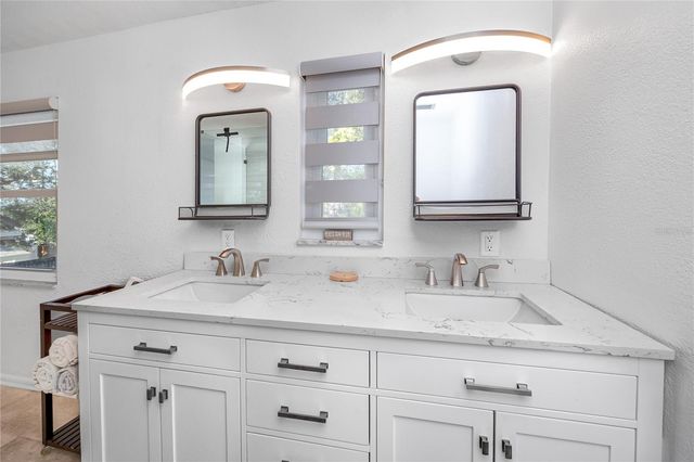 8279 29TH AVENUE N, St Petersburg, FL 33710